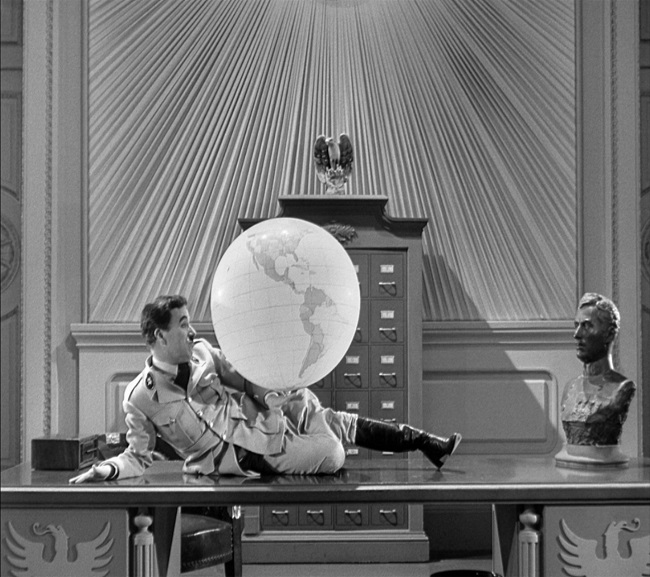 The Great Dictator (Charlie Chaplin - 1940)